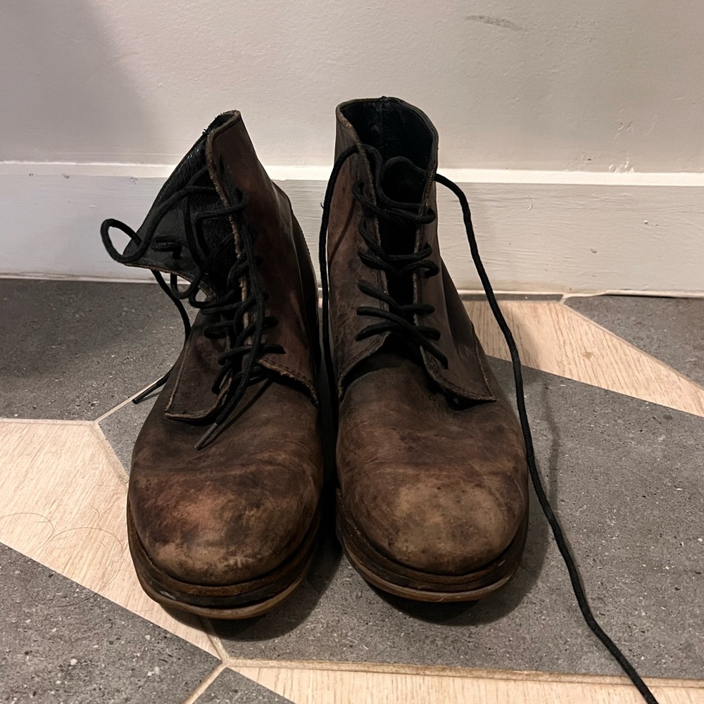 Allsaints rustic brown lace up boots. Size 7.5